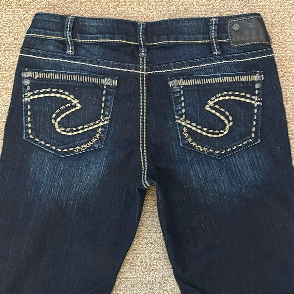Silver Aiko Low Rise Boot Cut Indigo Wash Jeans sz 30x31 NWOT - Picture 4 of 13